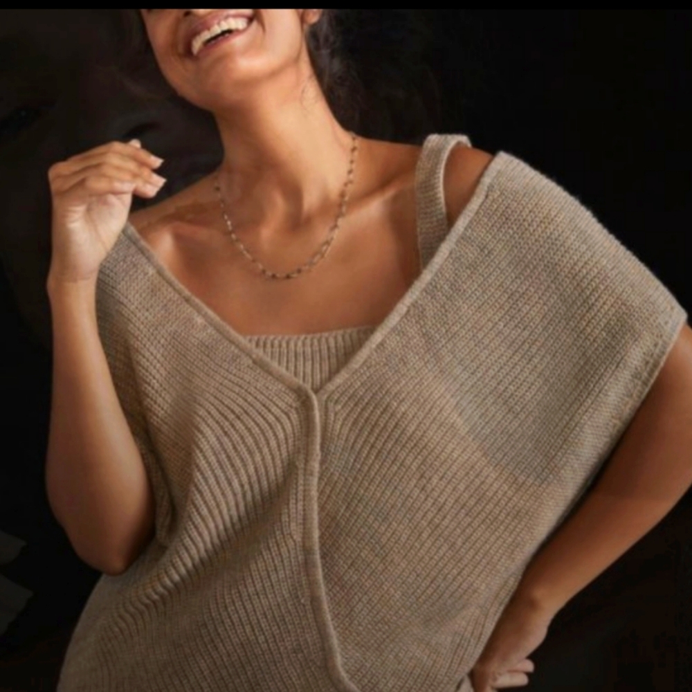 NWT ANTHROPOLOGIE Twist-Front Knit Sweater and Cropped Tank Set in Gray/Tan M